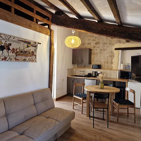 Chateau De La Mothe De Vicq - Allier, A Proximite De Vichy Holiday home Vicq (Allier)