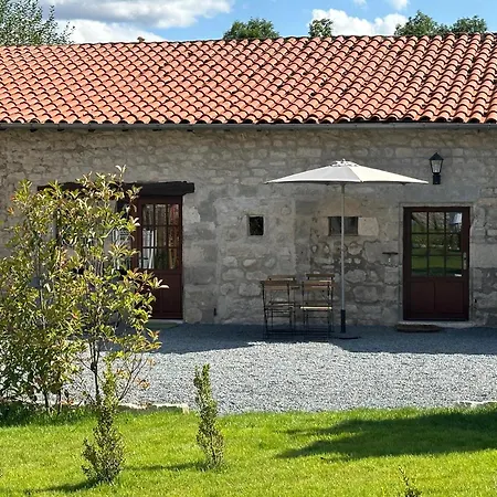 Holiday home Chateau De La Mothe De Vicq - Allier, A Proximite De Vichy Vicq (Allier)